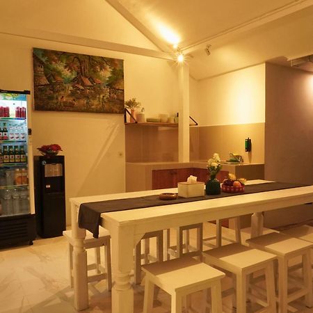 Summer Of Surf Hostel Uluwatu Ungasan  Exterior photo