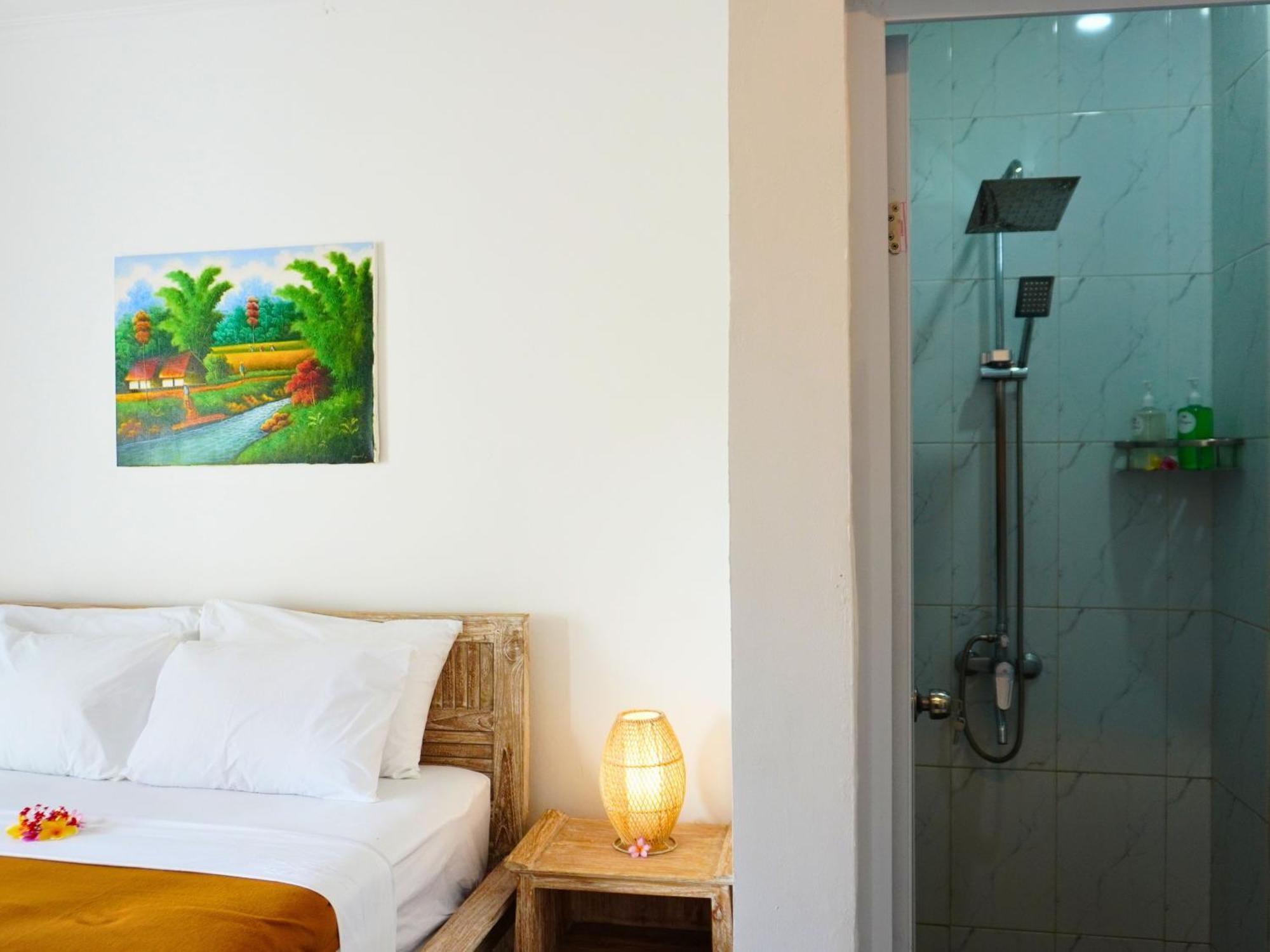 Summer Of Surf Hostel Uluwatu Ungasan  Exterior photo