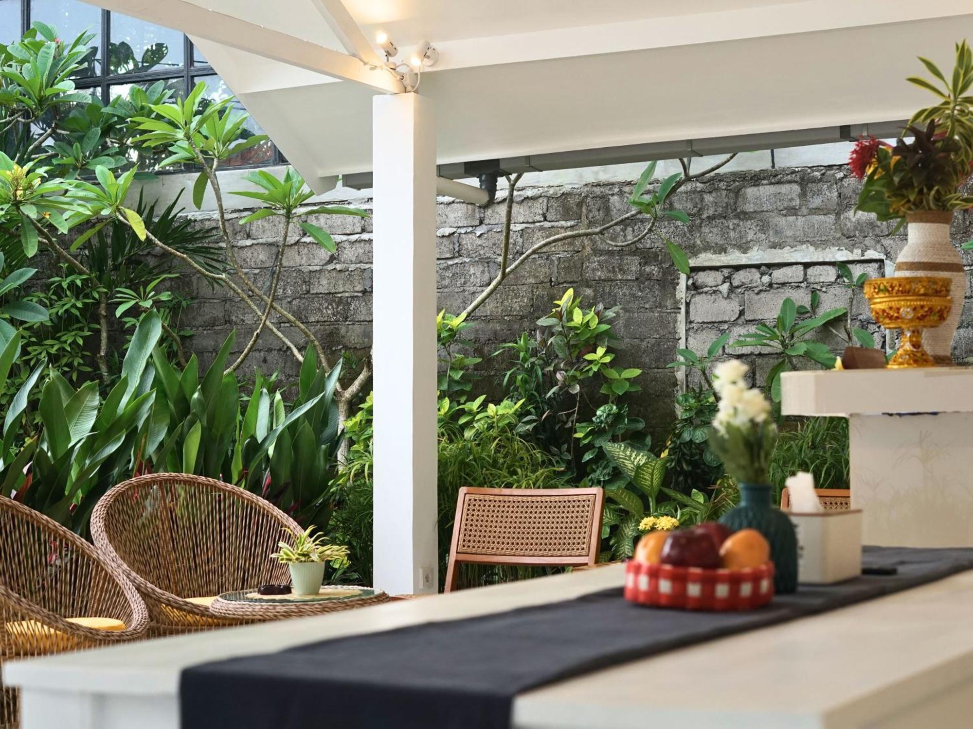 Summer Of Surf Hostel Uluwatu Ungasan  Exterior photo